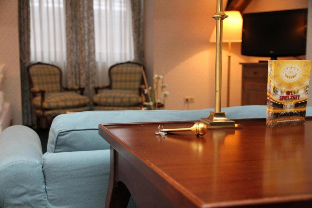 Stadthotel Patrizier Шмалкалден Стая снимка