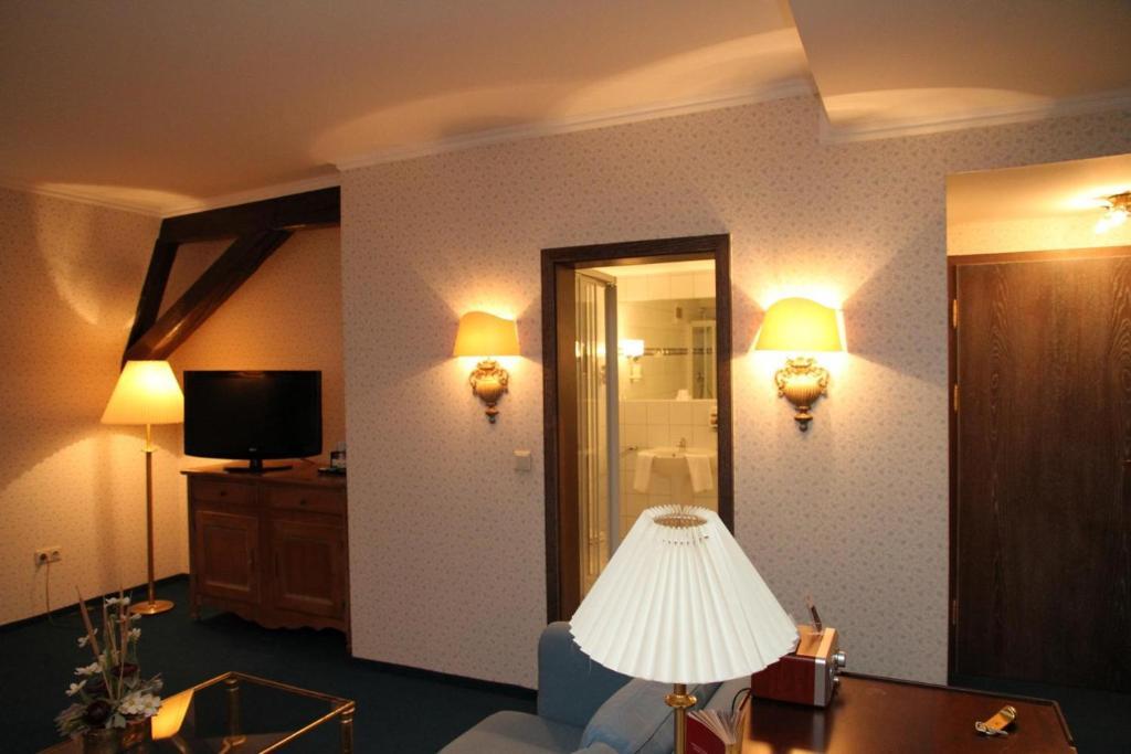 Stadthotel Patrizier Шмалкалден Стая снимка